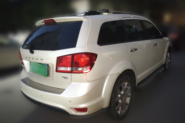 Used Dodge Journey 2013 2.4L Two-Wheel Drive Luxury Version