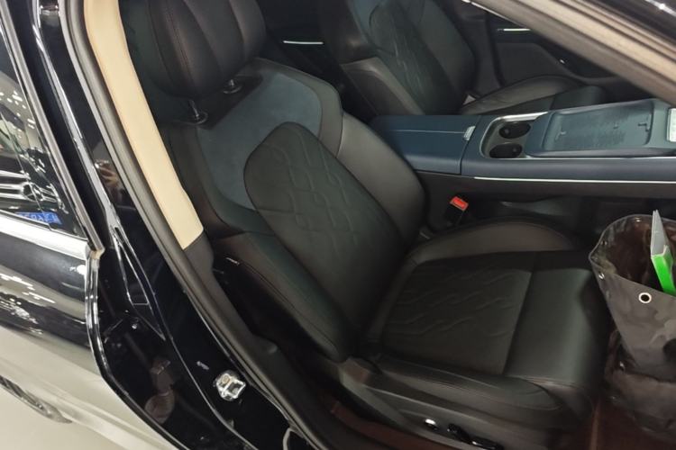 Used VOYAH FREE 2024 Ultra-Long Range Intelligent Driving Version Right Front Seat