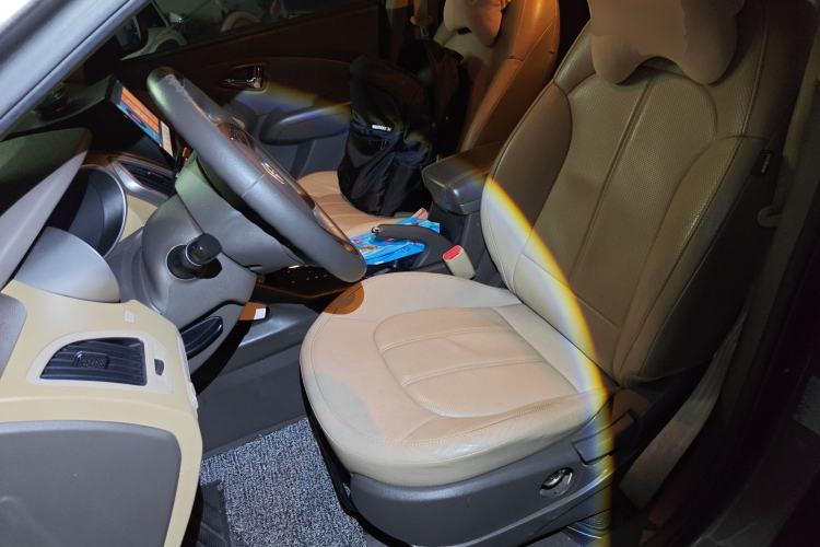 Used Hyundai ix35 2012 2.0L Automatic Two-Wheel Drive Elite Edition GLS