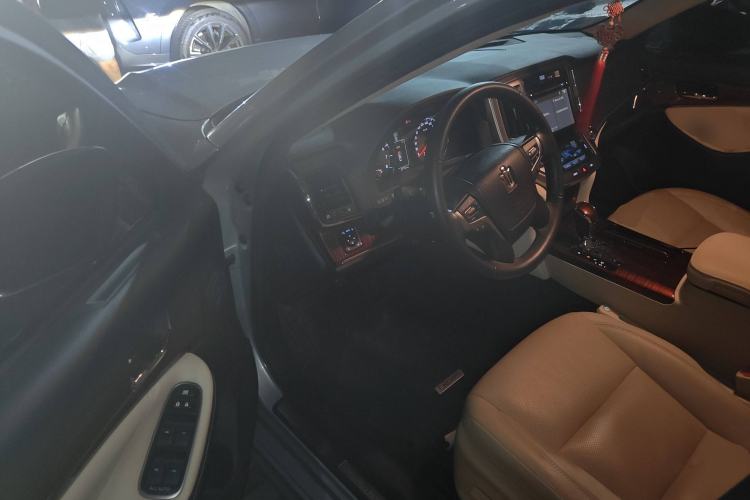 Used Toyota Crown 2015 2.5L Smart Edition Driver Seat