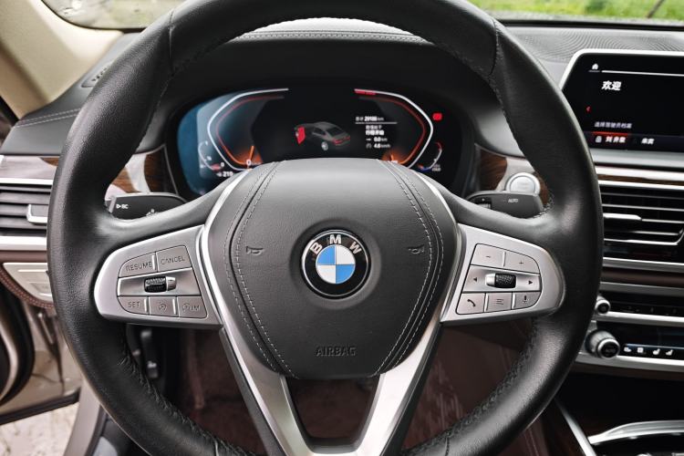 Used BMW 7 Series 2021 740Li Luxury Edition with Premium Package Steering Wheel