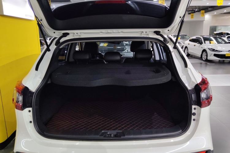 Used Nissan Qashqai 2022 2.0L CVT XV Premier Luxury Edition Trunk