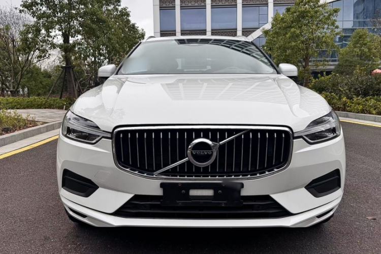 Used Volvo XC60 2019 T5 4x4 Smart Edition China VI Standard