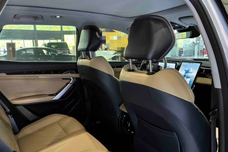 Used Geely Auto FX11 2023 1.5TD DCT Prestige Edition