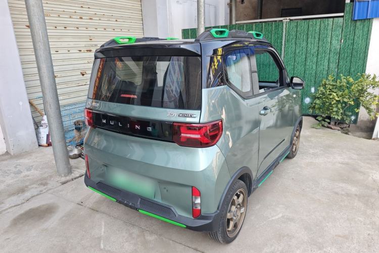 Used Wuling Hongguang MINIEV 2022 GAMEBOY 200km Gaming Edition with Lithium Iron Phosphate
