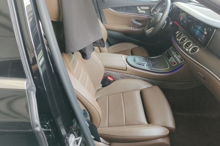 Used Mercedes-Benz E-Class 2022 Second Facelift E 300 L Sporty and Stylish Edition Right Front Seat