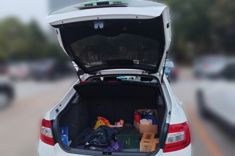 Used Skoda Octavia 2017 1.6L Automatic Front-Wheel Drive Model