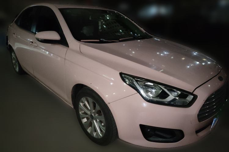 Used Ford Escort 2015 1.5L Automatic Fashion Model