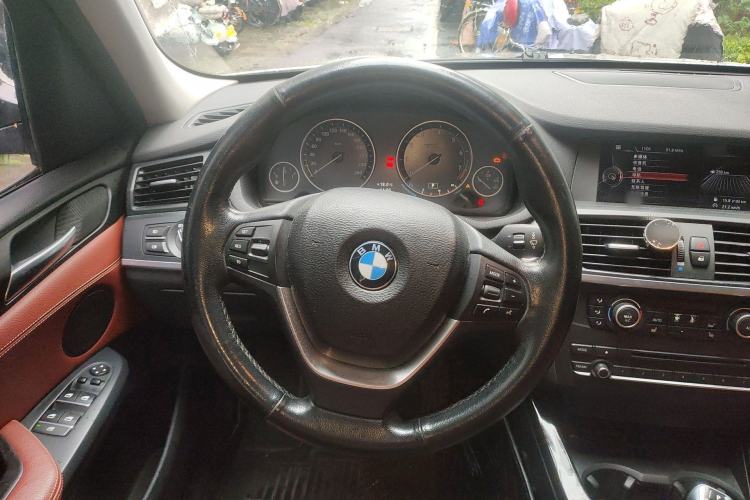 Used BMW X3 2013 Revised xDrive28i Luxury Edition Steering Wheel