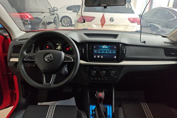 Used Skoda Kamiq 2020 GT TSI 230 DSG Comfort Edition China VI standard Center Console