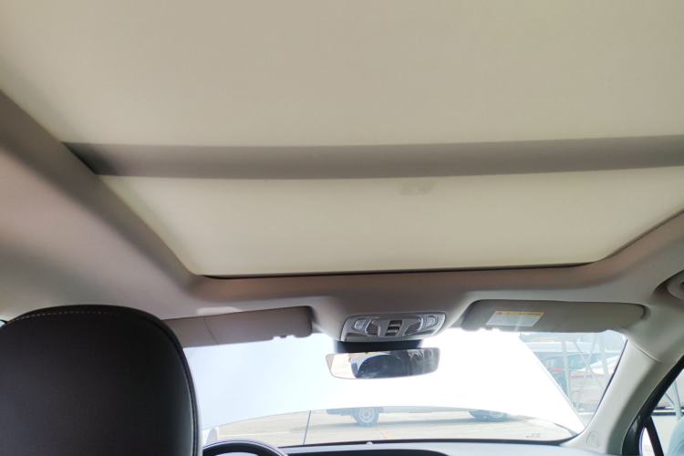 Used Roewe D7 2023 DMH 125km Flagship Edition Headliner