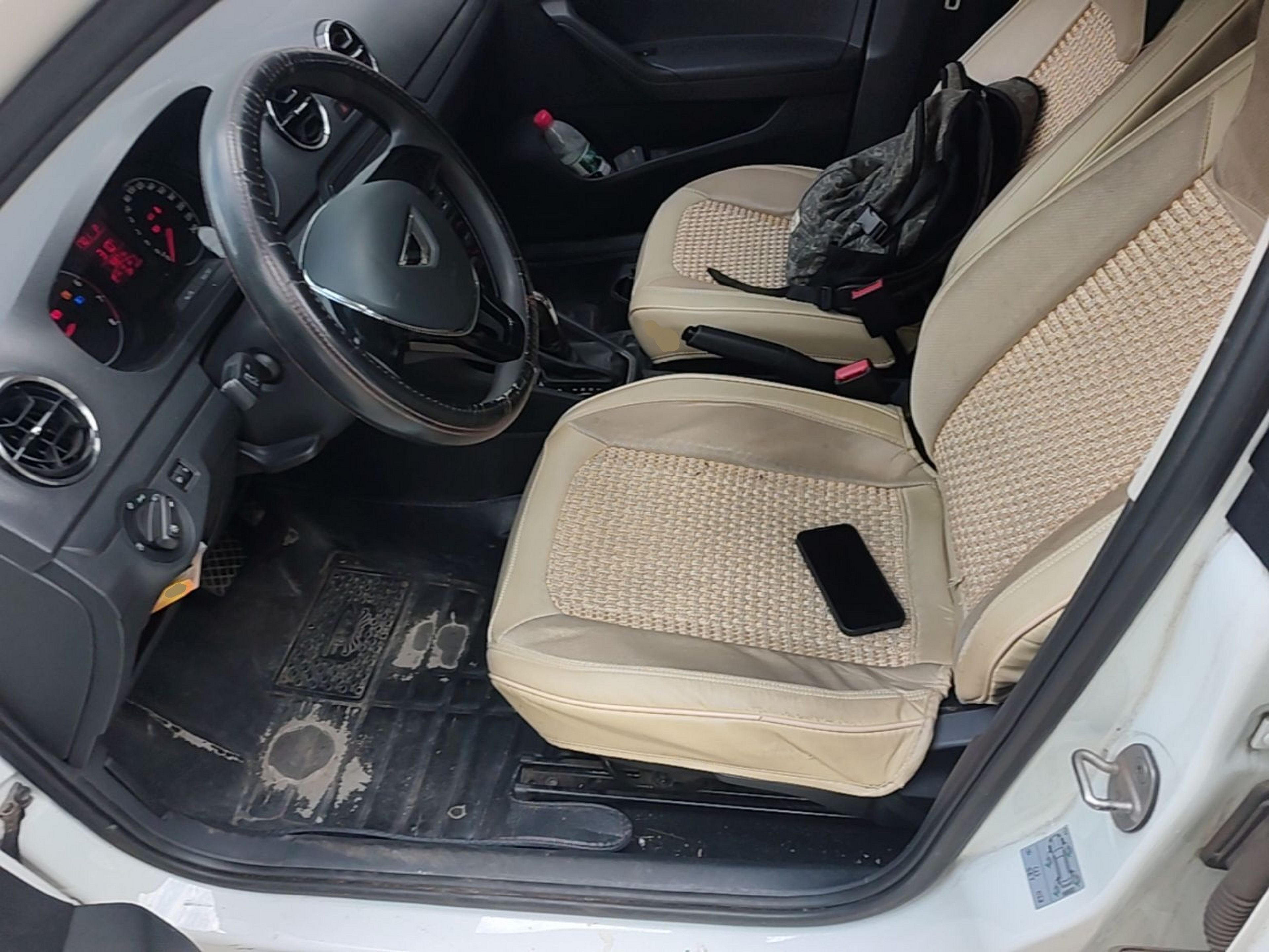 Interior delantero