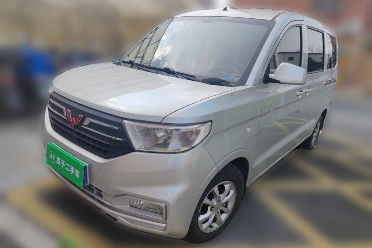 Used Wuling Hongguang V 2019 1.5L Standard Version China VI LAR