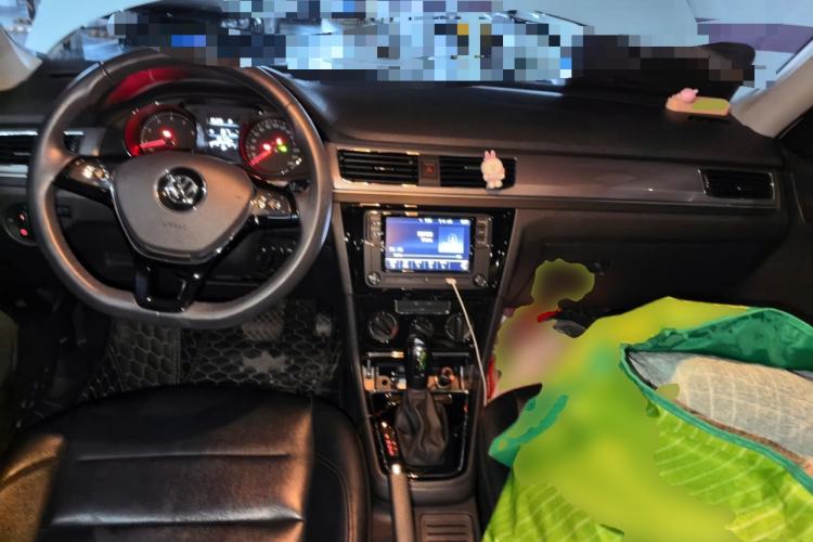 Used Volkswagen Bora 2019 Bora Legend 1.5L Automatic Leading Model China VI Standard Center Console