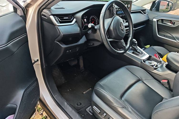 Used Toyota Wildlander 2022 2.0L CVT Two-Wheel Drive Luxury Edition