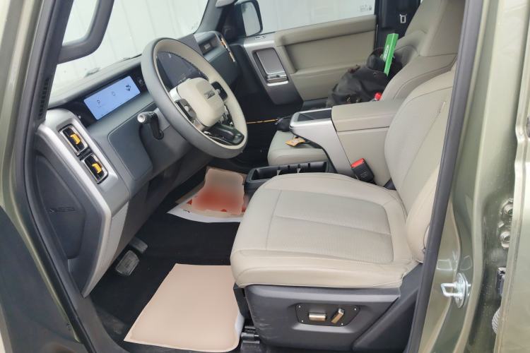 Used iCAR V23 2025 501 Four-Wheel Drive Intelligent Driving Version
