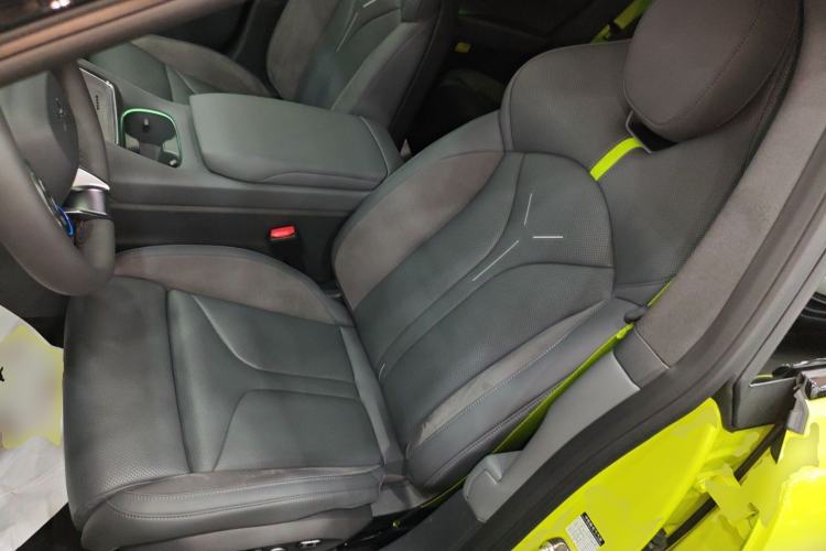 Used XPeng P7 2025 Model—702 Long Range Ultra Left Front Seat