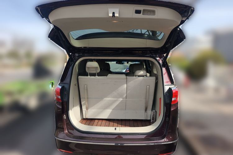 Used Buick GL8 2017 28T Avenir Avia National Emission Standard V