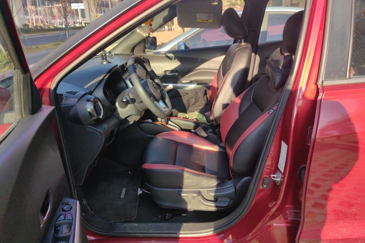 Used Nissan Kicks 2019 1.5L CVT Smart Connect Luxury Edition
