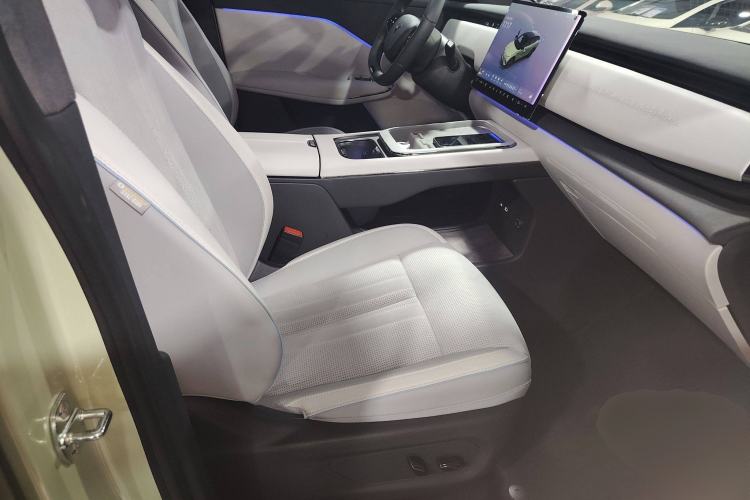 Used VOYAH COURAGE 2024 Long-Range Supercharge Edition
