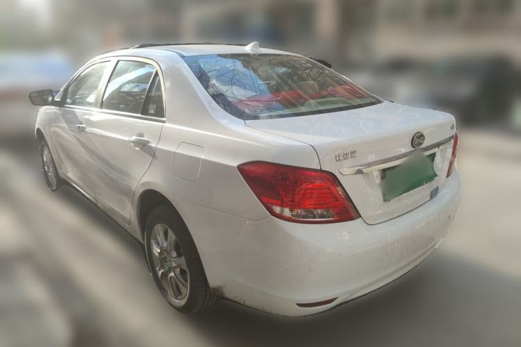 Used BYD e5 2017 300 Prestige Edition
