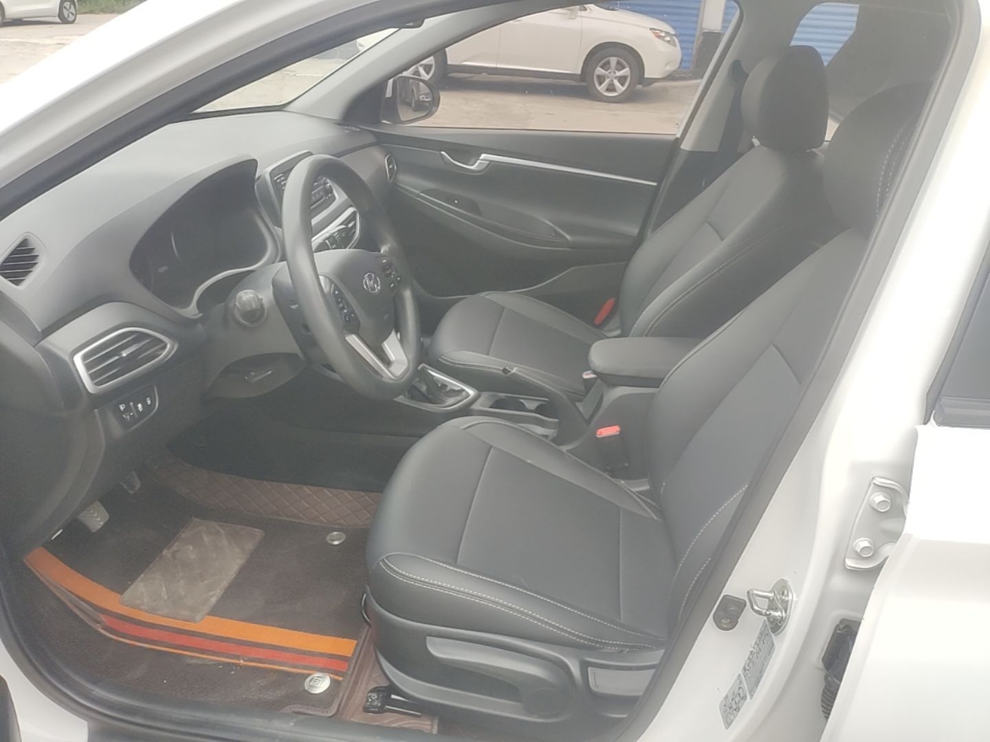 Avant de la voiture