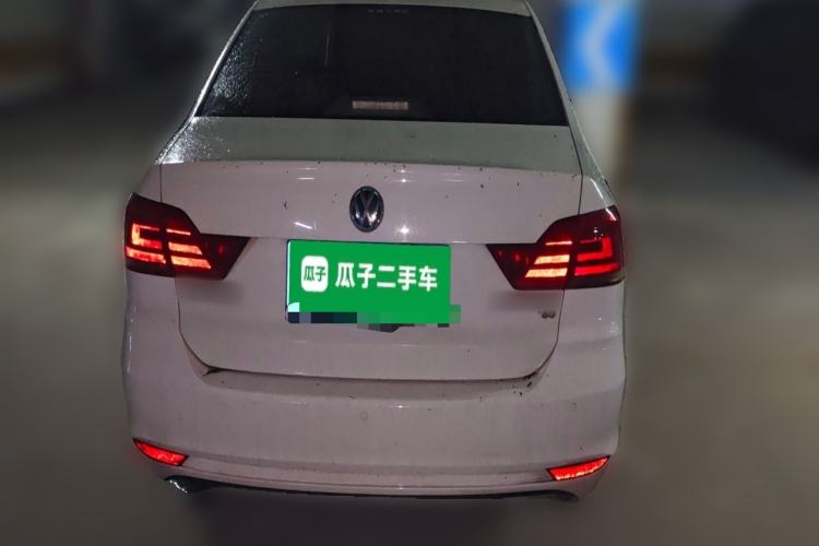 Used Volkswagen Santana 2016 1.6L Manual Comfort Edition
