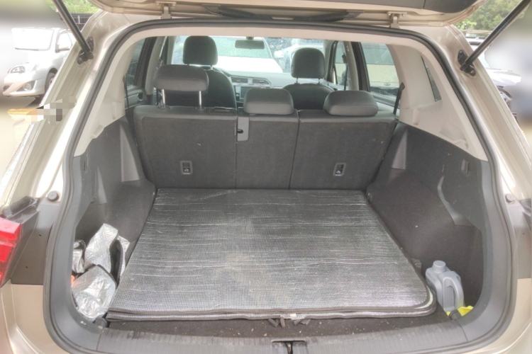 Used Volkswagen Tiguan L 2017 330TSI Automatic Two-Wheel Drive Comfort Edition
