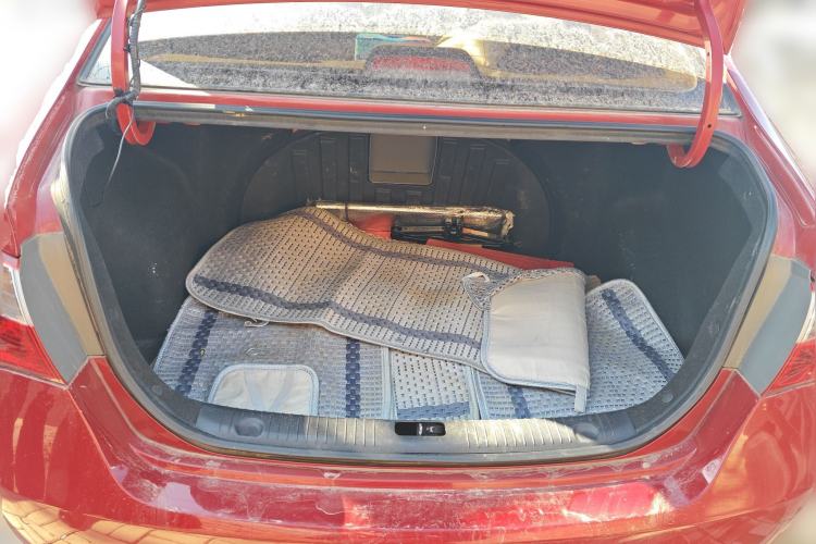 Used Hyundai Celesta 2011 1.6L Automatic Luxury Version
