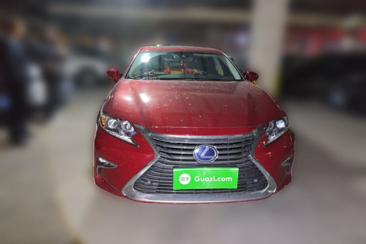 Used Lexus ES 2015 300h Comfort Edition