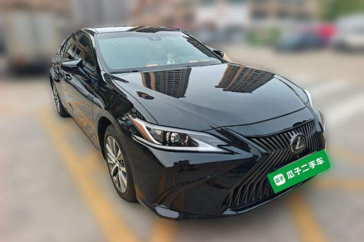 Used Lexus ES 2020 200 Excellence Edition
