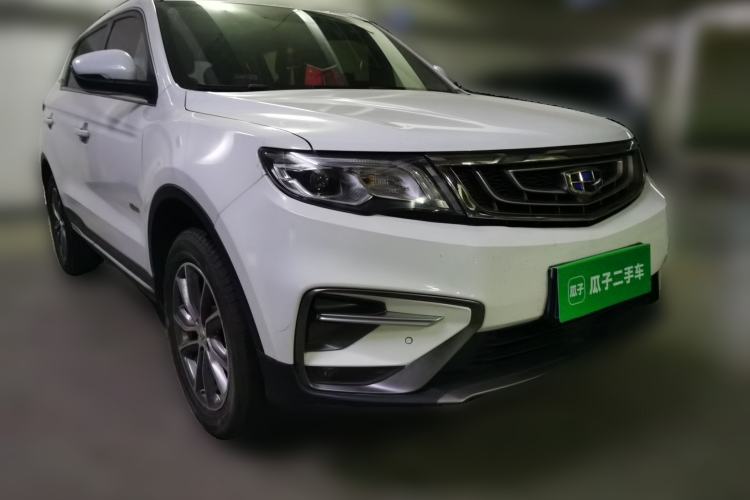 Used Geely Auto Emgrand X7 Sport 2018 1.8TD Automatic Two-Wheel Drive ZhiZun Model with 4G Connectivity Front Right 45 Deg