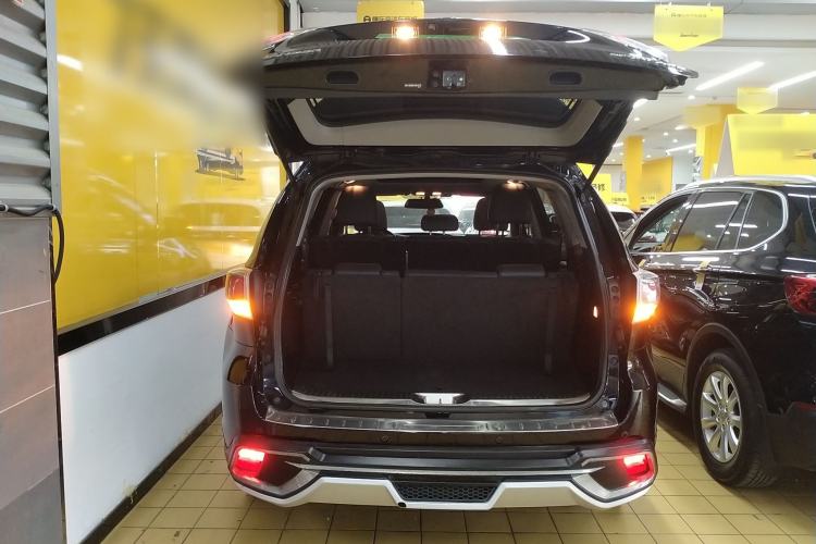 Used Toyota Highlander 2017 2.0T Four-Wheel Drive Luxury Edition 7 Seats