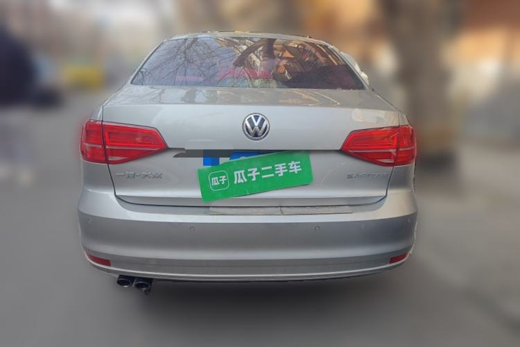 Used Volkswagen Sagitar 2015 230TSI Automatic Luxury Model
