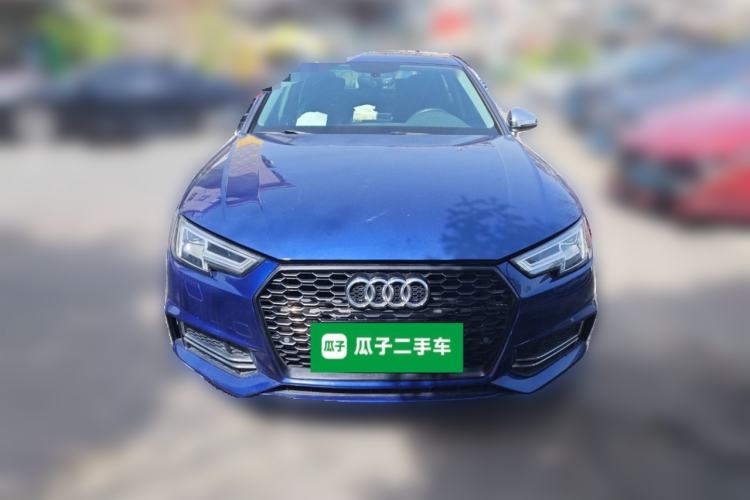 Used Audi A4L 2018 30th Anniversary Edition 40 TFSI Fashion Model
