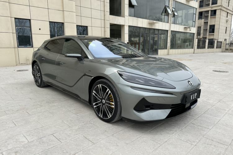 Used Denza Z9GT 2024 1100 4x4 Ultra First Edition Exterior 3