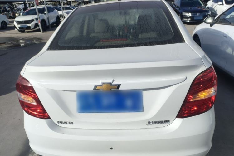 Used Chevrolet Aveo Sonic 2014 Sedan 1.4 SL MT Comfort Edition