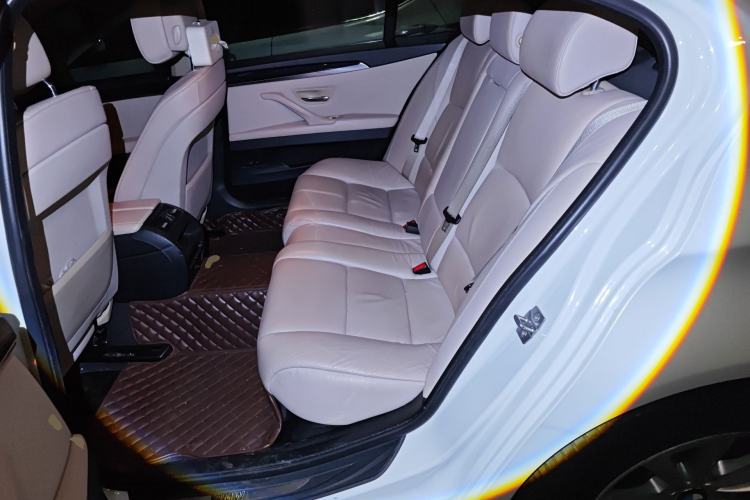 Used BMW 5 Series 2011 523Li Leading Model Left Rear Seat