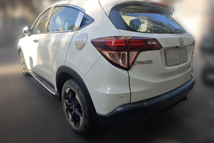 Used Honda Vezel 2015 1.8L CVT 2WD Luxury Model
