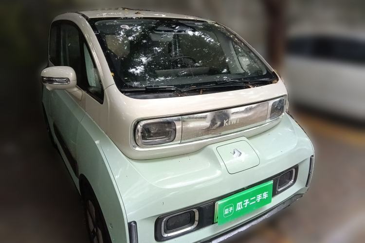 Used Baojun KiWi EV 2023 DJI Edition Lithium Iron Phosphate Front Right 45 Deg