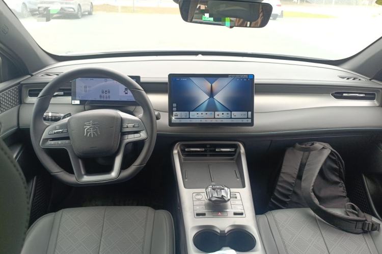 Used BYD Qin PLUS 2025 DM-i Smart Drive 120KM Superior Model
