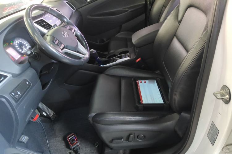 Used Hyundai Tucson 2018 1.6T Dual-Clutch Two-Wheel Drive 15th Anniversary Special Edition
