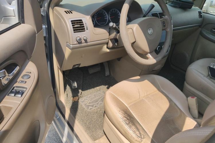 Used Buick GL8 2014 2.4L Classic Edition