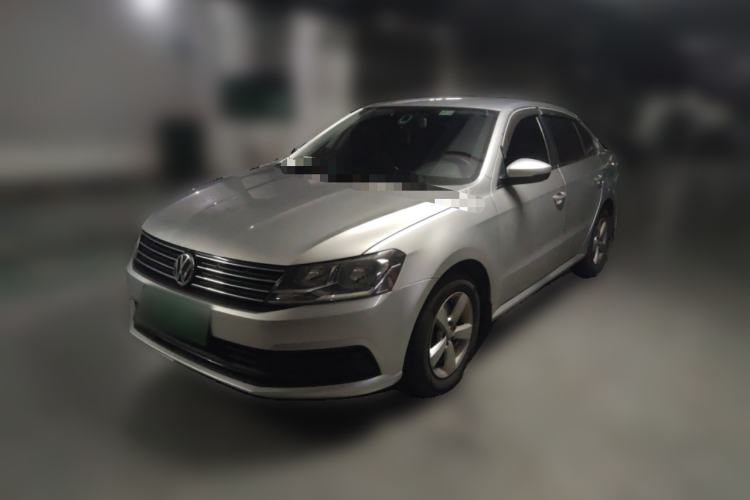 Used Volkswagen Lavida 2015 1.6L Automatic Fashion Edition