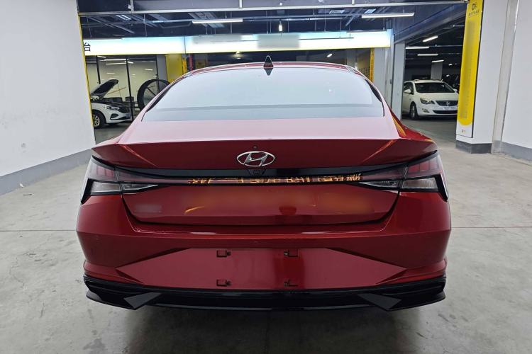 Used Hyundai Elantra 2021 1.5L CVT LUX Prestige Edition