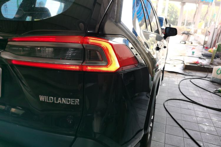 Used Toyota Wildlander 2023 2.0L CVT Two-Wheel Drive Luxury PLUS Edition
