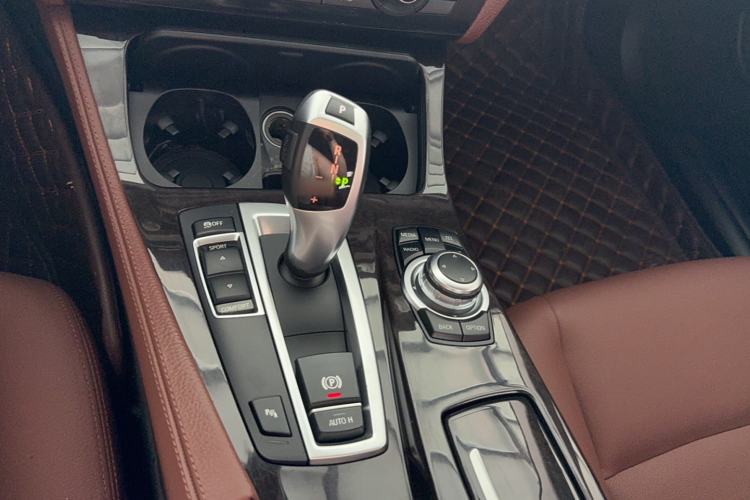 Used BMW 5 Series 2017 525Li Leading Model