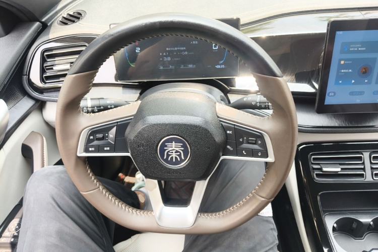 Used BYD Qin PLUS 2024 HONOR Edition DM-i 55KM Leading Model
