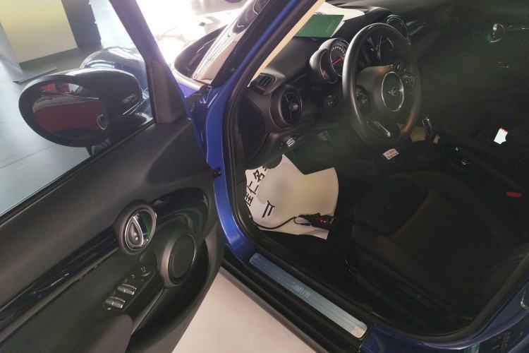 Used MINI MINI 2019 1.5T COOPER Classic Edition Five-Door Version