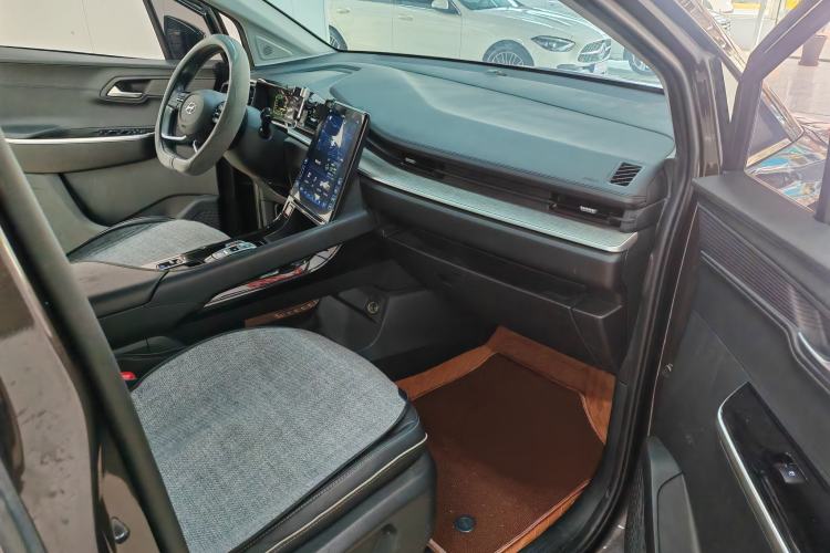 Used Hyundai Custo 2021 270TGDi Prestige LUX Interior 3